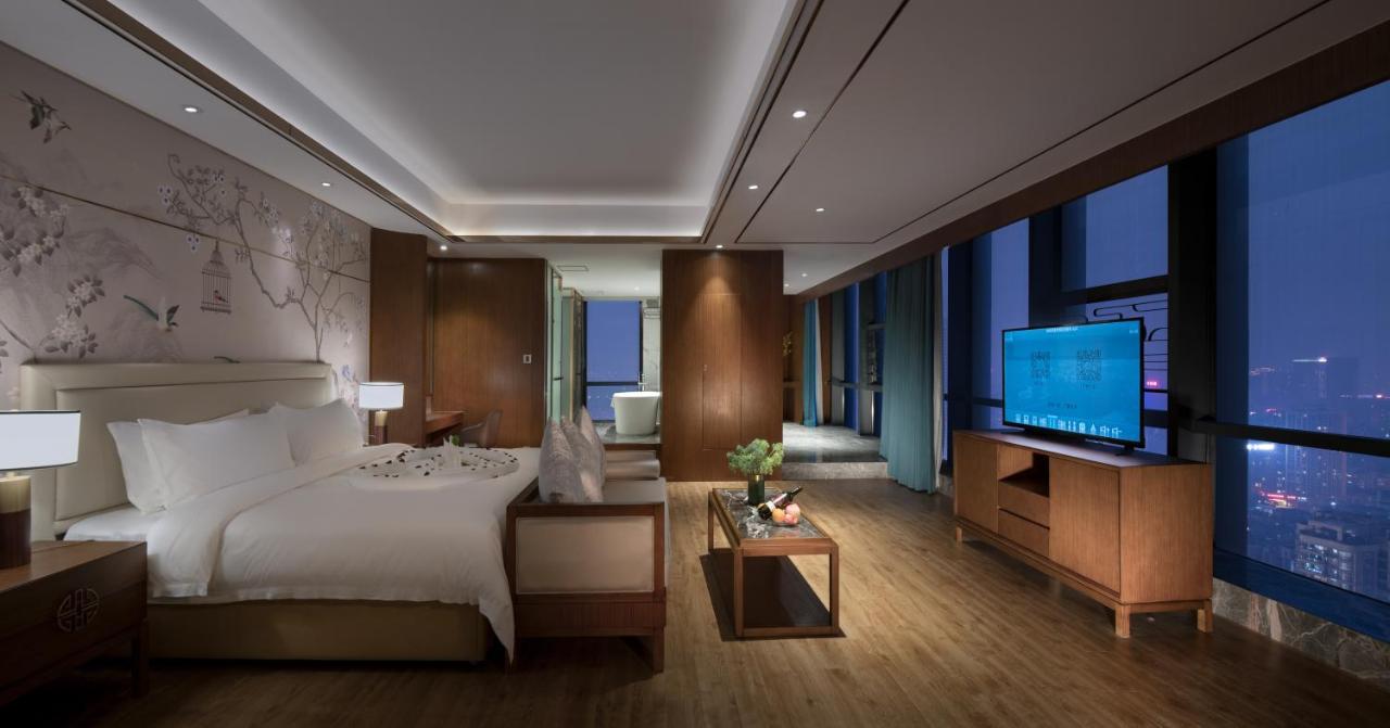 Venus Royal Hotel Foshan Kuiqi Road Metro Station Εξωτερικό φωτογραφία
